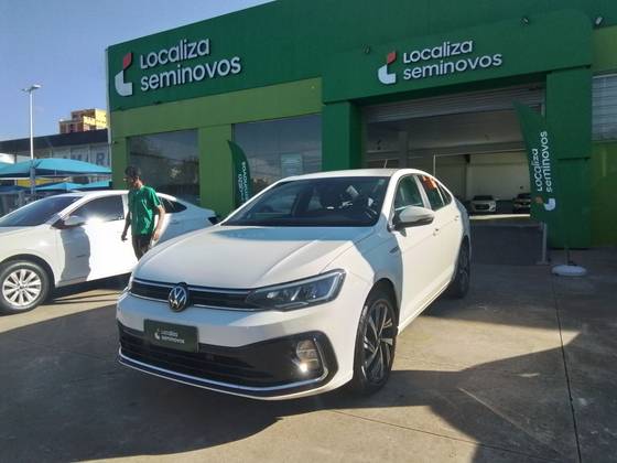 VOLKSWAGEN VIRTUS 1.0 200 TSI HIGHLINE AUTOMÁTICO